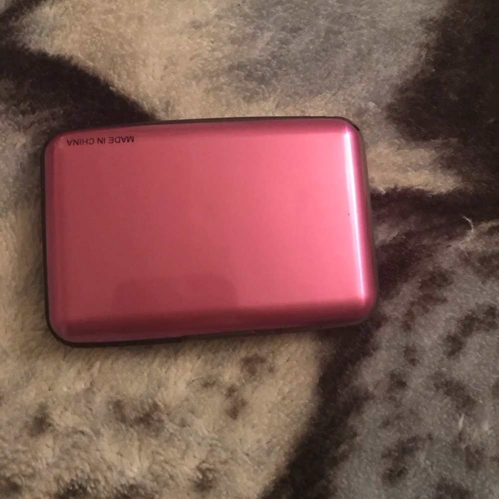 Card holder - Picture 2 of 3